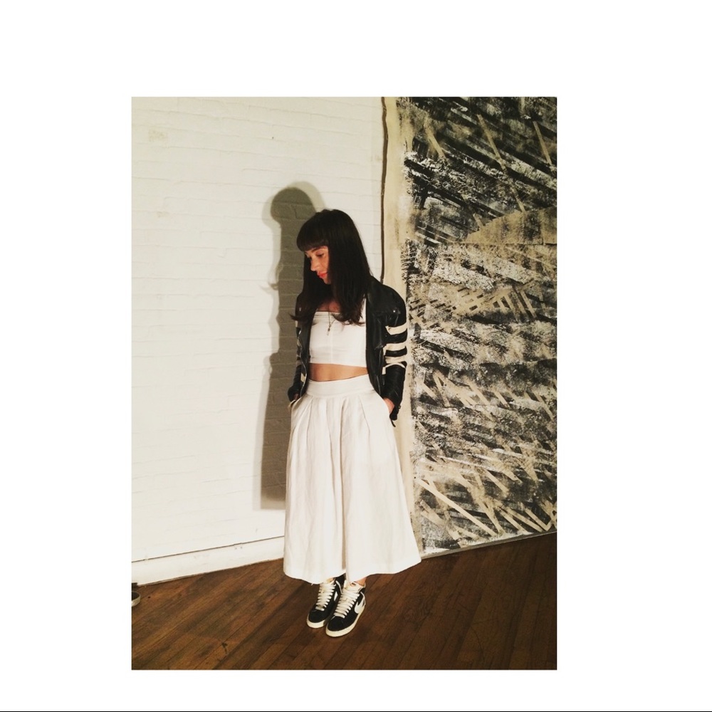 Aritzia Wilfred Linen Crop Top XS and skirt with pockets in  00 - Picture 4 of 5
